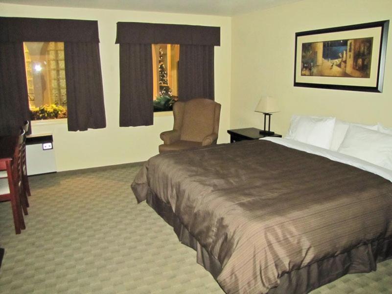Quality Inn & Suites Winkler Habitación foto